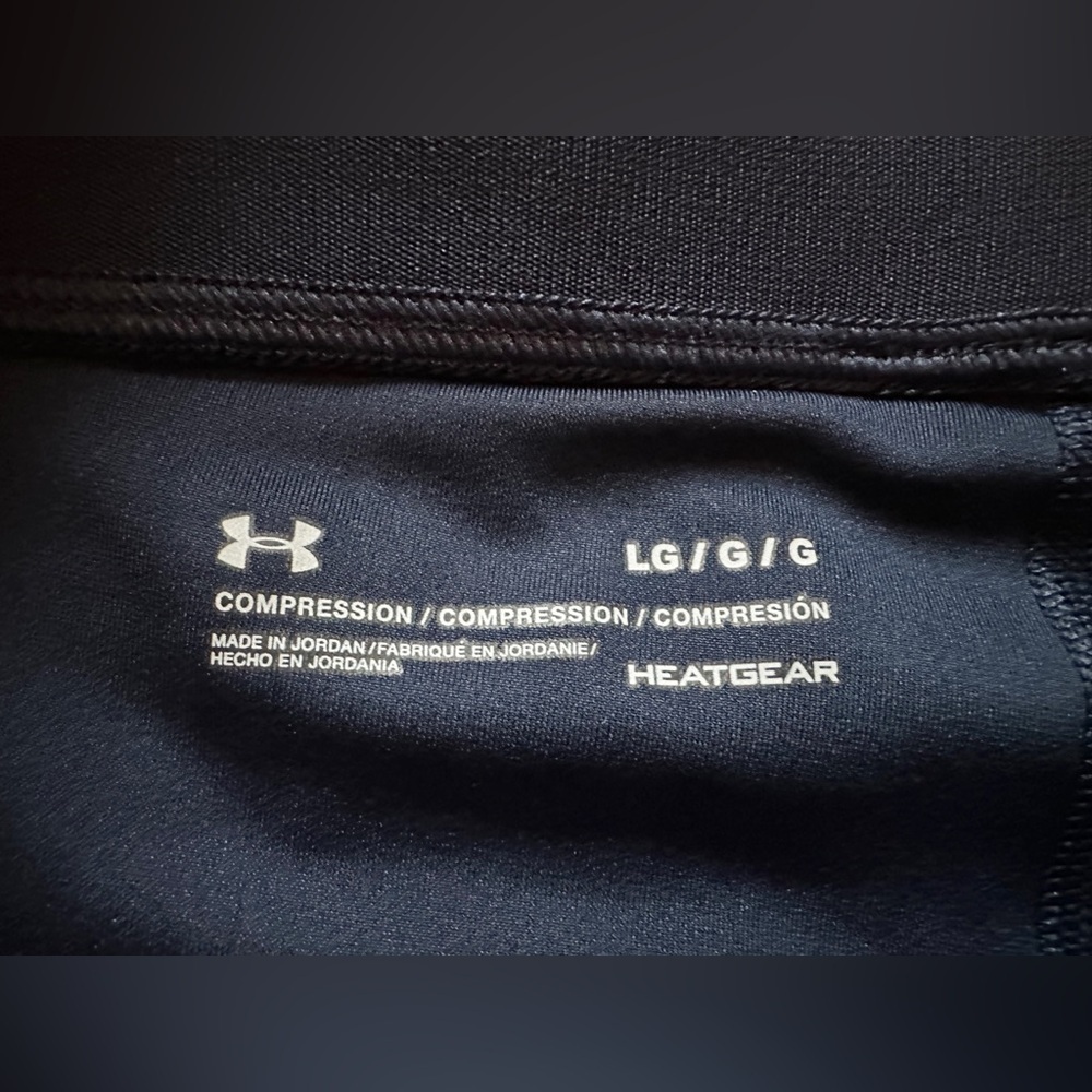 Under Armour Pink and Navy Compression Leggings - Picture 4 of 6